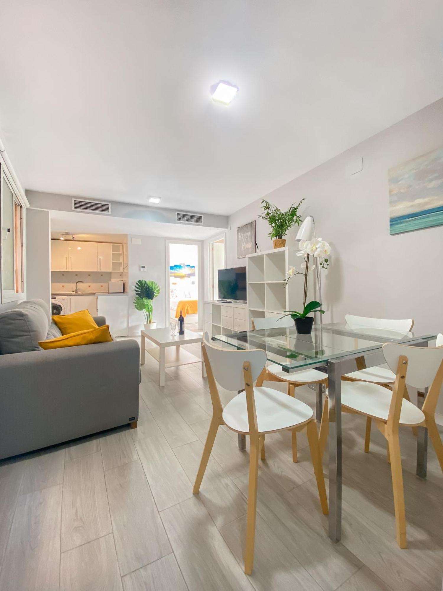 3 Rooms Y 3 Baths Y Aparcamiento Catedral Málaga Dış mekan fotoğraf
